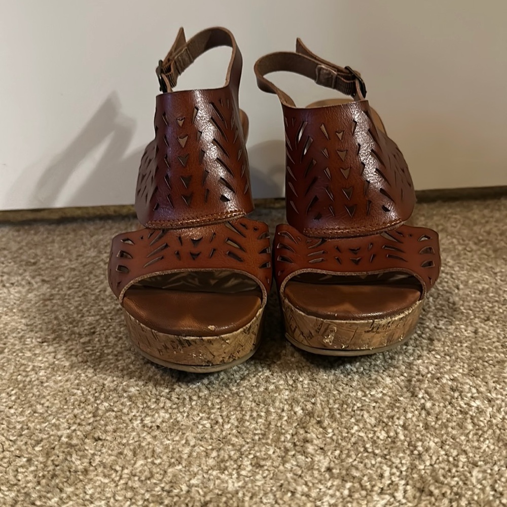 Cork wedge sandals